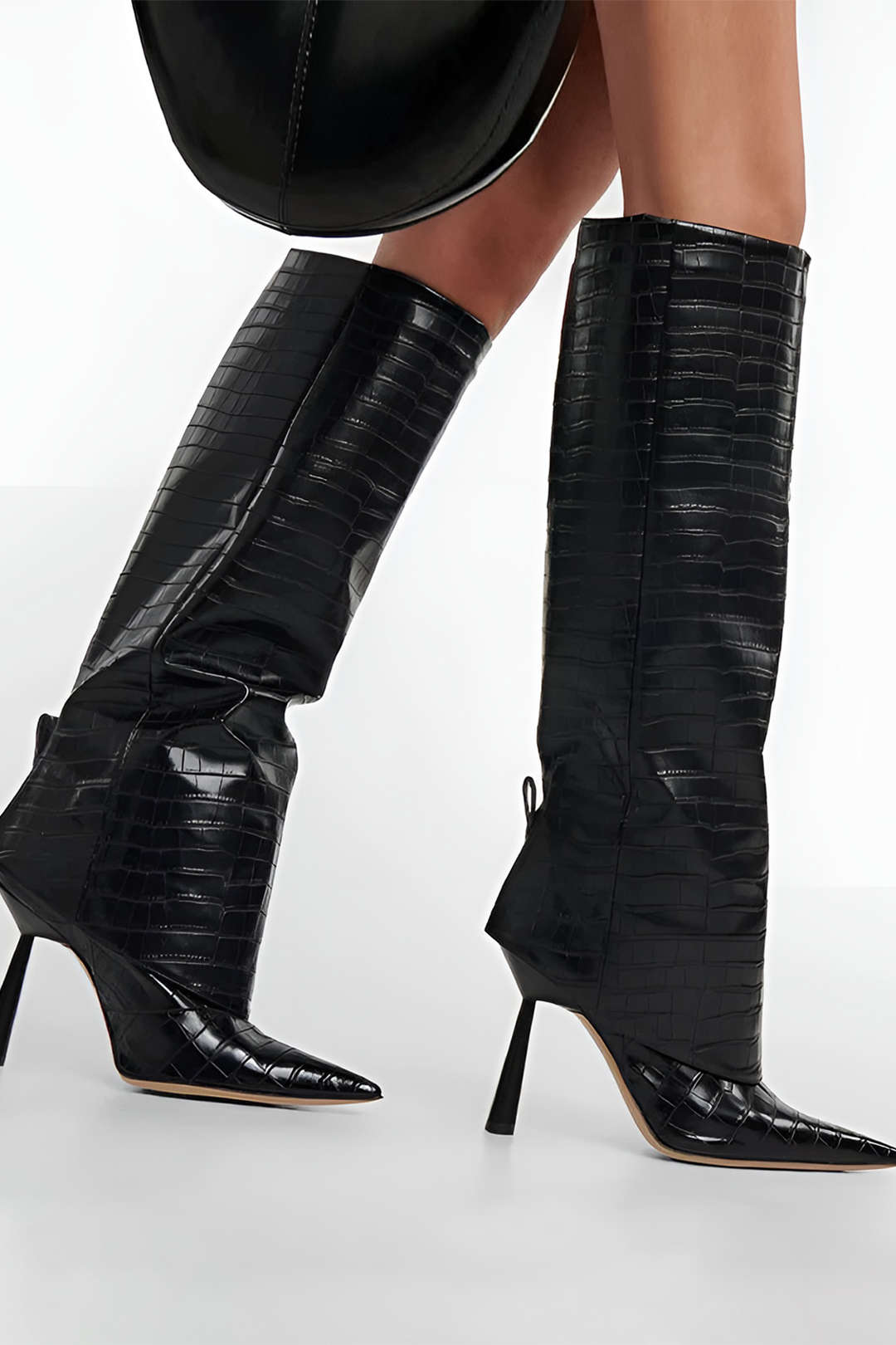 Bottes à Talons Hauts en Cuir Synthétique Crocodile avec Pointe Aiguisée