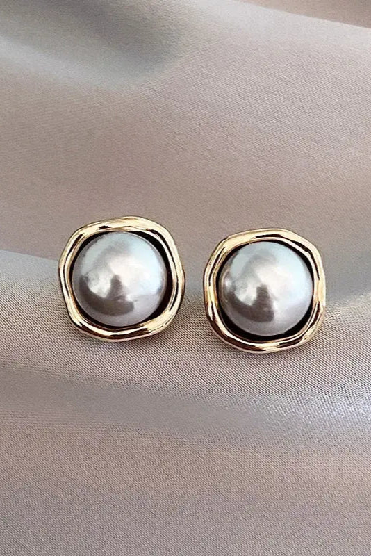 Boucles d'Oreilles en Perles Noires Élégantes avec une Grâce Intemporelle