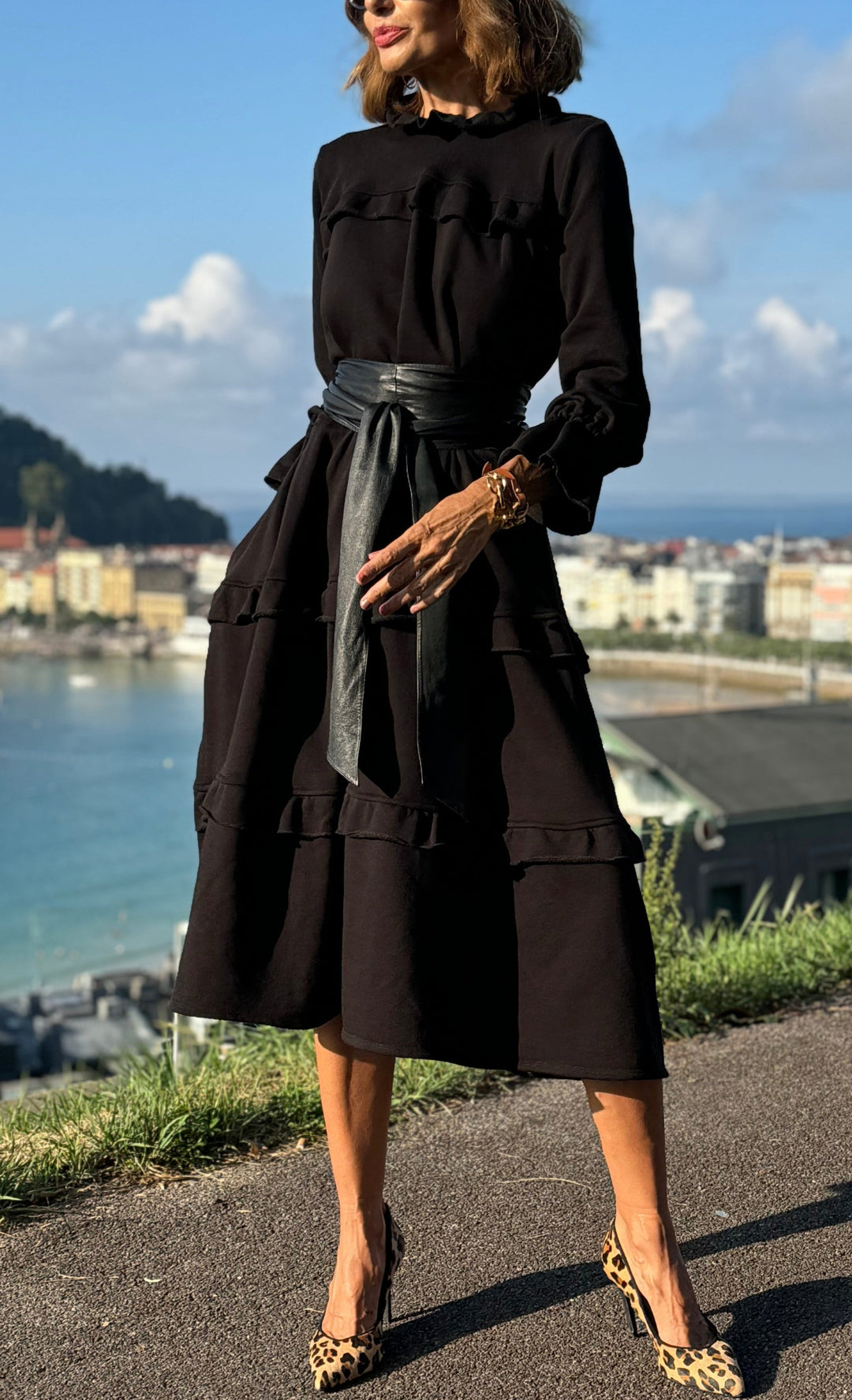 Robe Sweat Jada avec Volants et Silhouette Casual-Chic