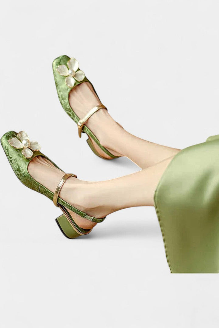 Eloise Élégantes Mary Janes avec Détail Floral