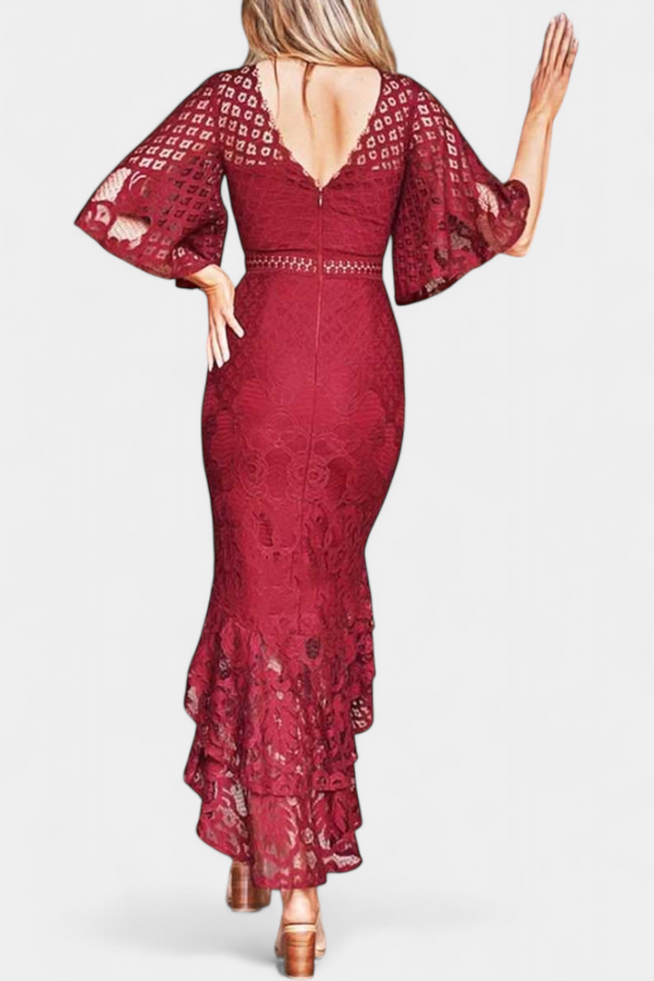Veronika Robe Midi en Dentelle avec Décolleté en Cœur