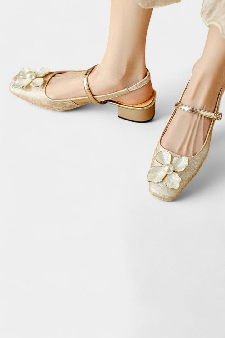Eloise Élégantes Mary Janes avec Détail Floral