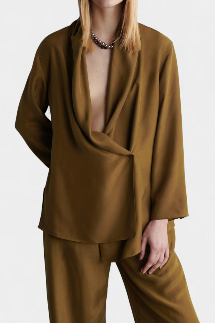 Ensemble Blazer à Revers et Pantalons Assortis Sue