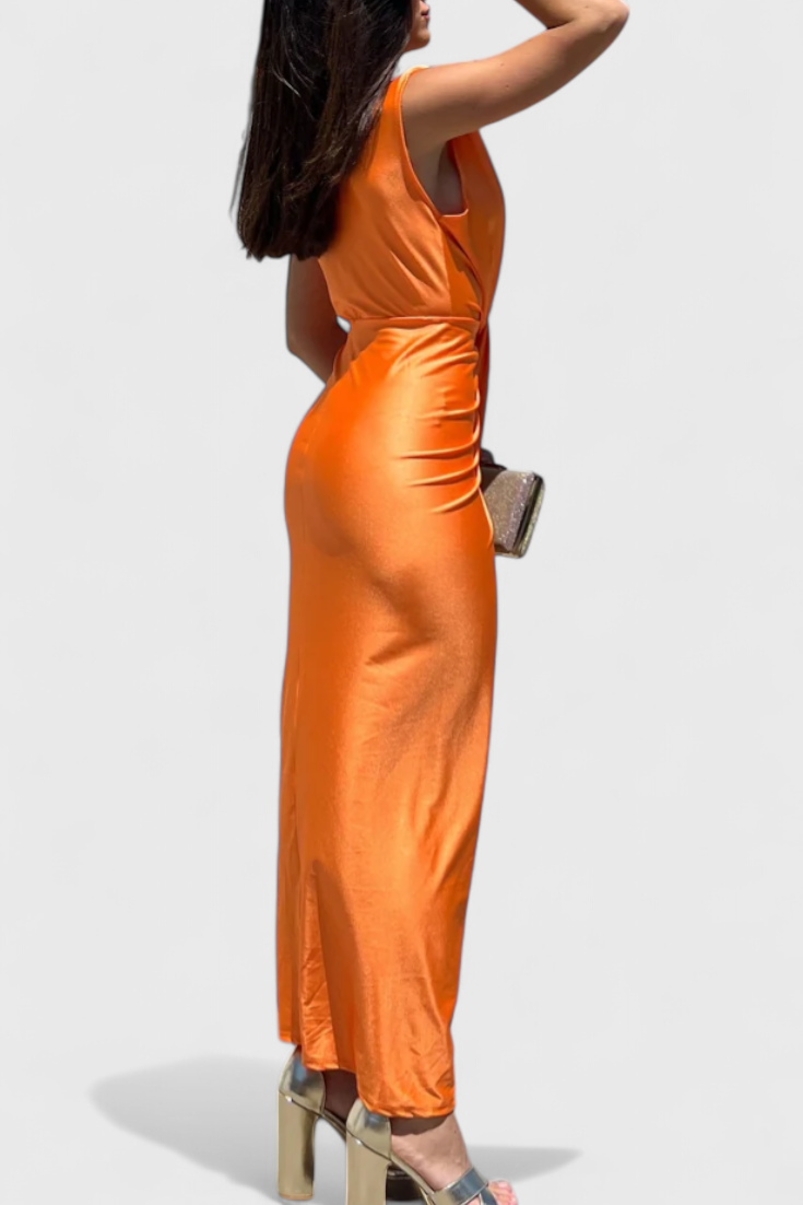 Robe Midi Froncée Lakisha avec Décolleté Profond