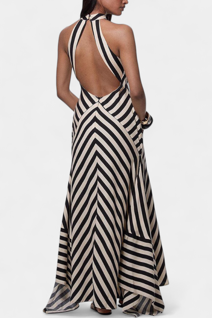 Robe Maxi Halter Crispina avec Rayures Chevron et Dos Nu