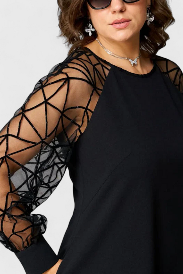 Robe Bellezza Noire avec Manches en Tulle et Coupe Ample