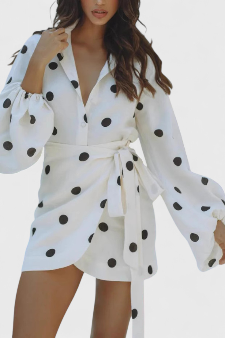 Romara Robe Mini à Pois avec Manches Longues et Taille Cintrée