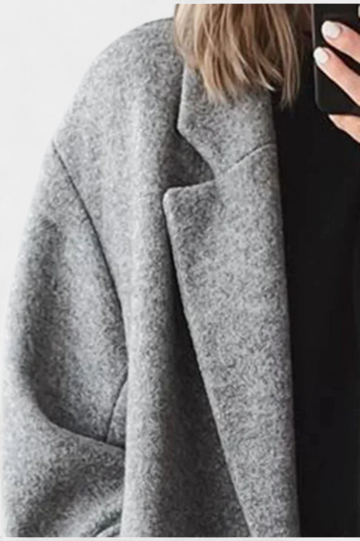 Manteau Classique Lora Felisha avec Coupe Raffinée et Style Intemporel