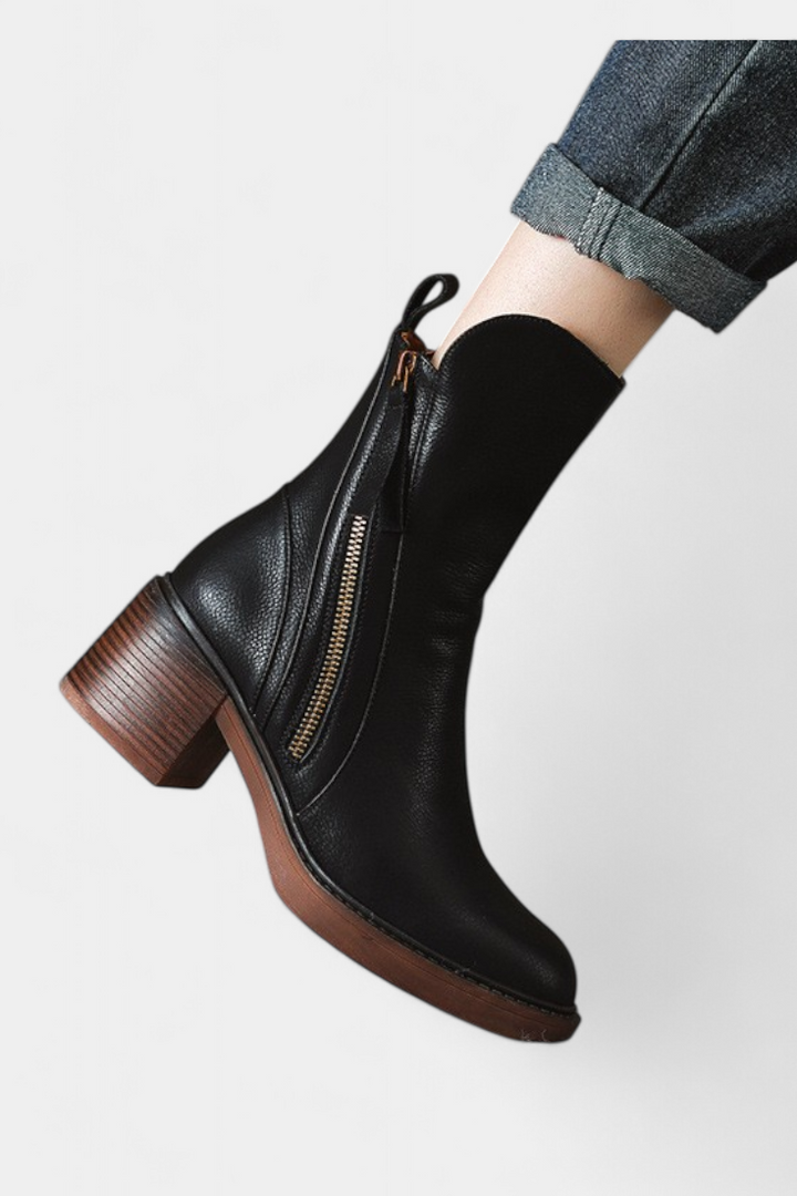 Irina Bottines au Style Polyvalent
