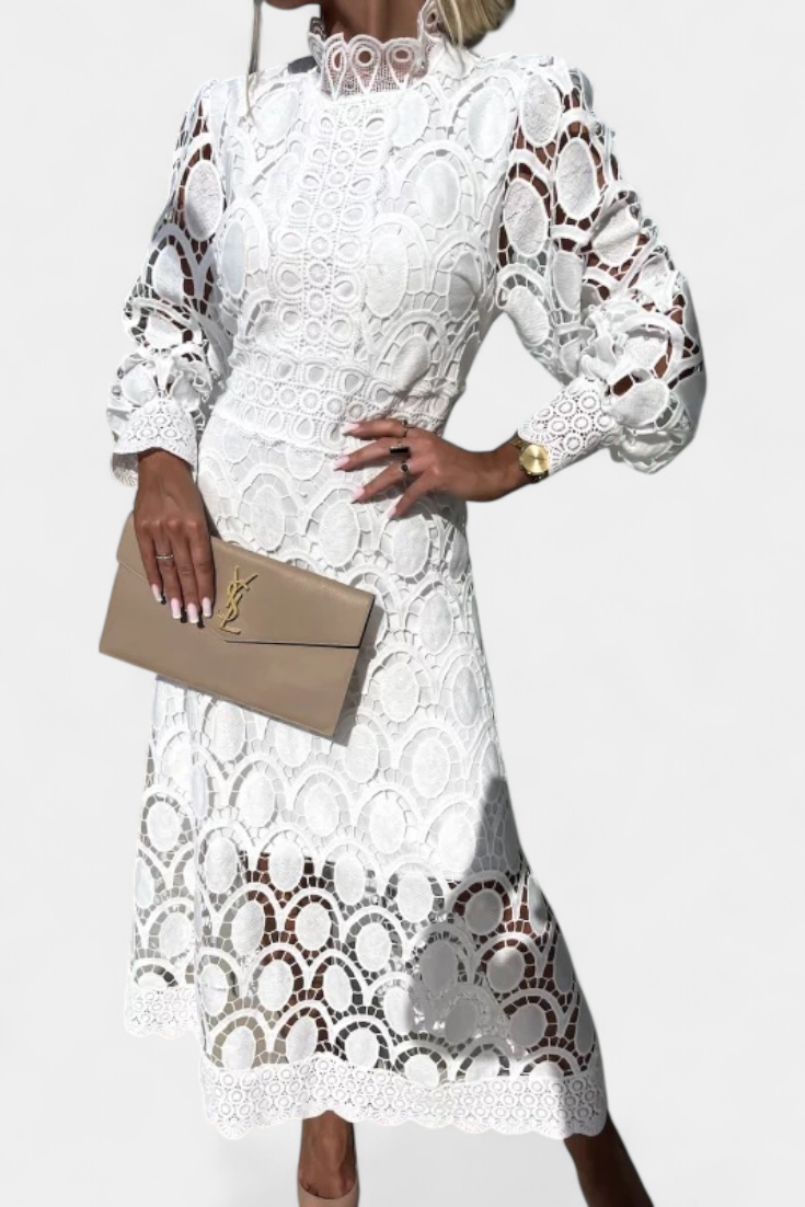 Robe Midi en Dentelle Lucinda avec Manches Bouffantes et Col Montant