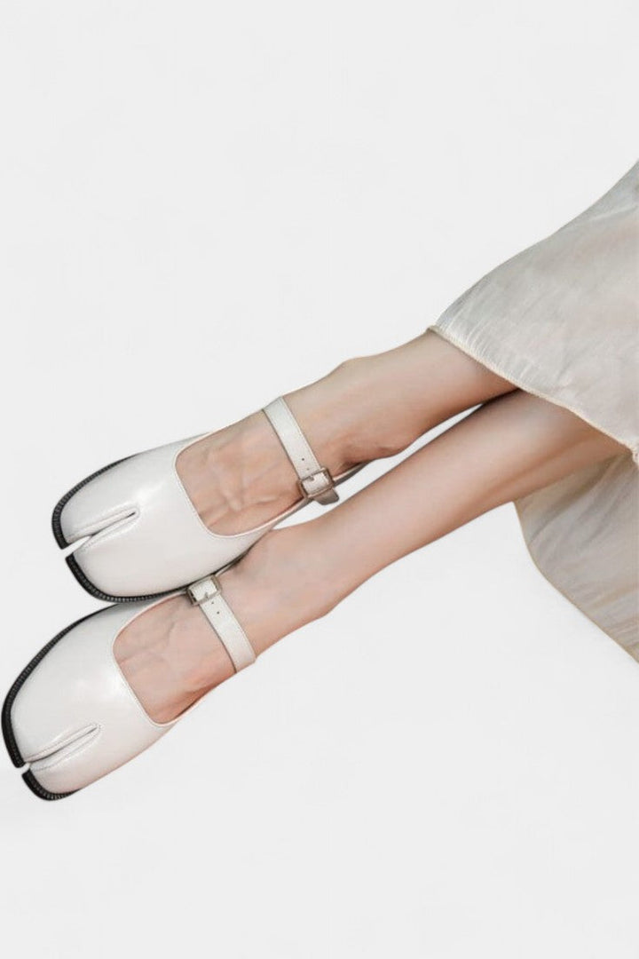 Martha Mary Janes en Cuir avec Bout Fendu