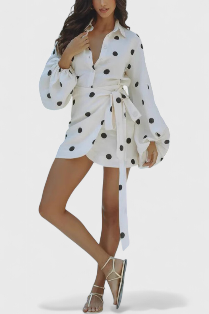 Romara Robe Mini à Pois avec Manches Longues et Taille Cintrée