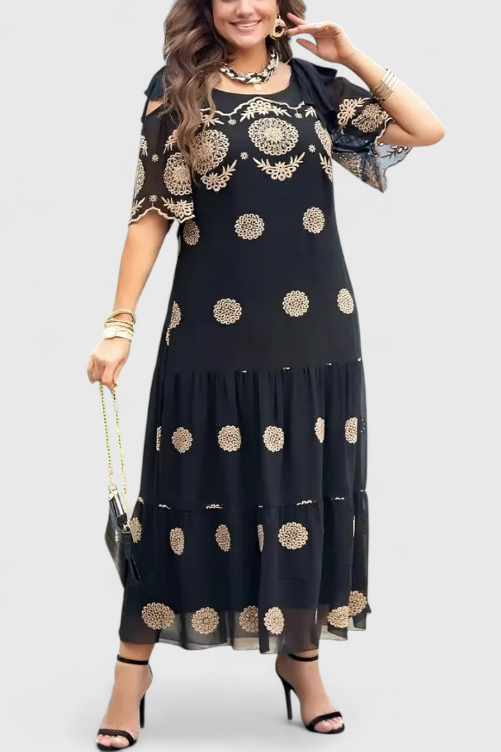 Robe d'Été Élégante Cathy en Maille avec Design Creux et Coupe Fluide