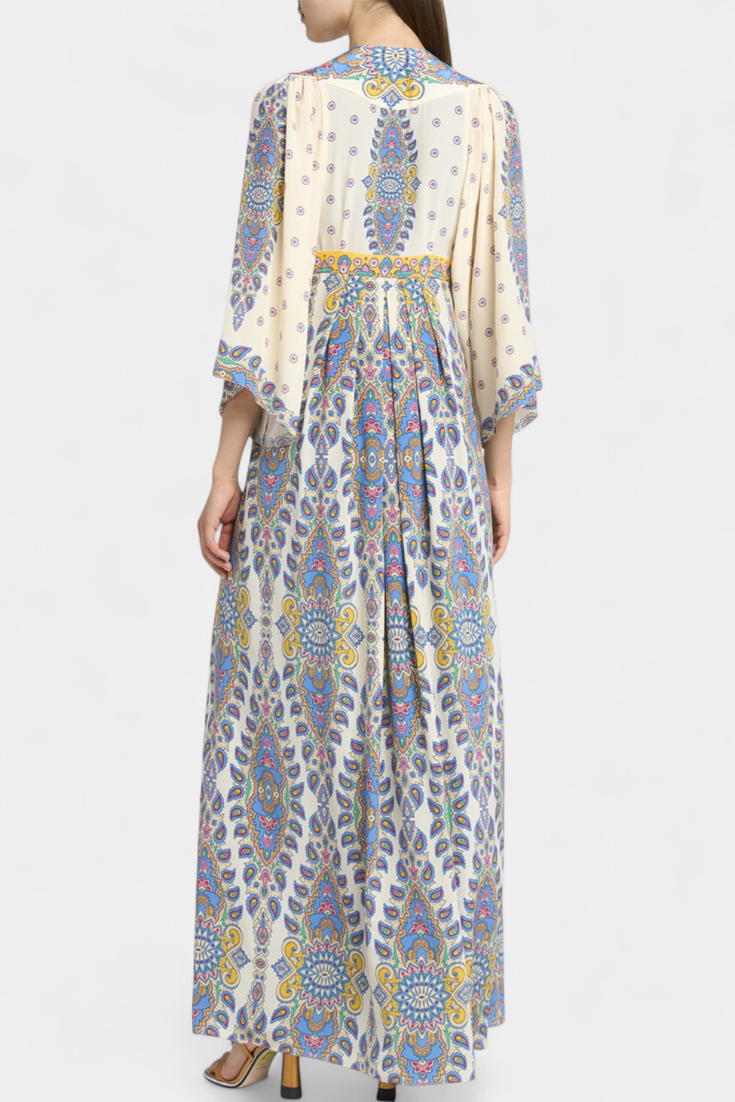 Robe de Mariée Longue avec Décolleté en V et Imprimé Paisley Élégant