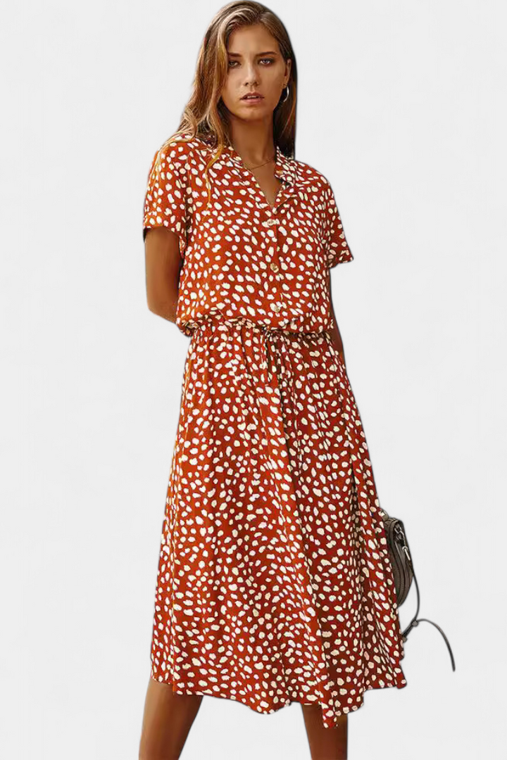 Rovena Robe Midi à Pois avec Col Chemisier et Taille Ajustable