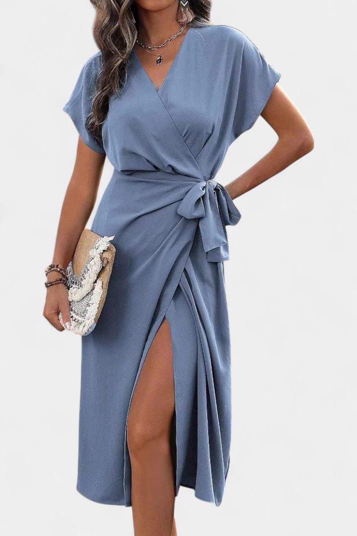 Robe Croisée Begoña avec Ceinture et Fente Subtile