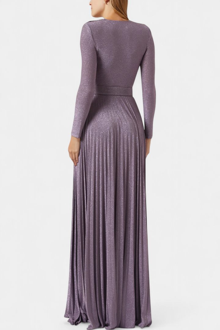 Raisa Robe Longue Plissée avec Décolleté Profond