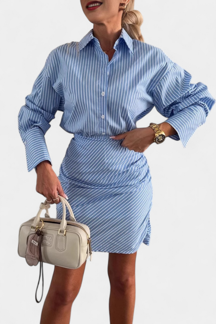 Cynthia Robe Chemise Mini à Rayures avec Plis et Boutons