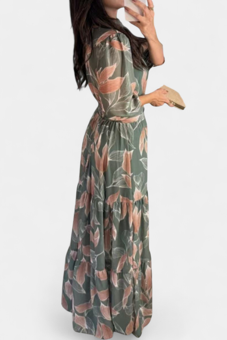Robe Longue Aísha Fleurie avec Coupe Fluide et Motif de Feuilles