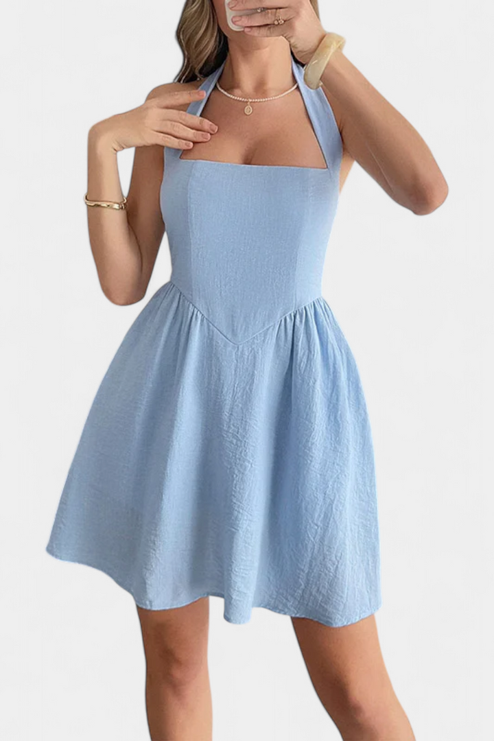 Robe Mini Halter Kassandra avec Dos Nu et Silhouette Évasée