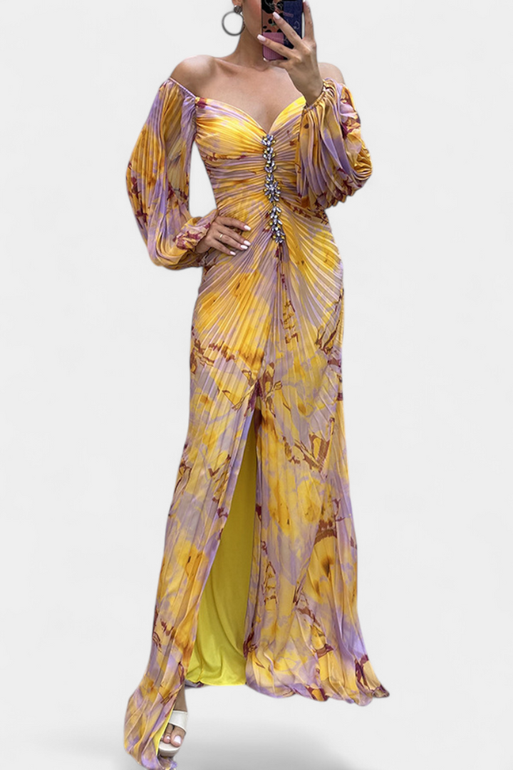 Robe Maxi Plissée Quintessa avec Manches Longues et Imprimé Vibrant