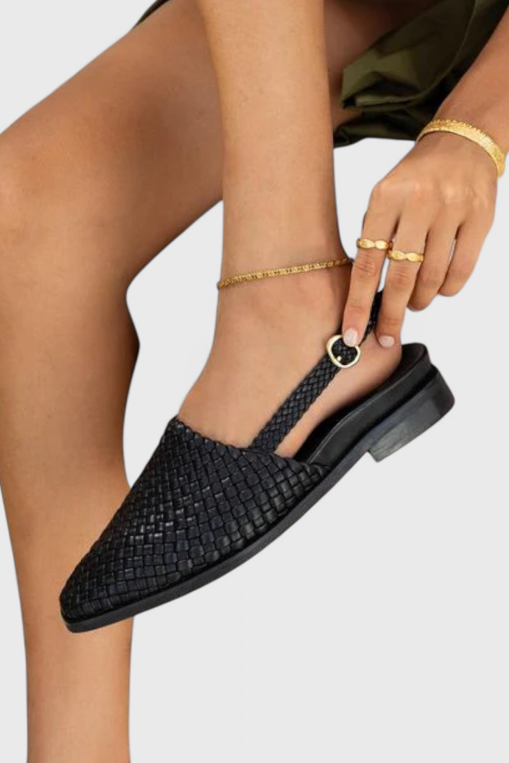Mules Isadora Tressées avec Bout Pointu et Sangle Slingback