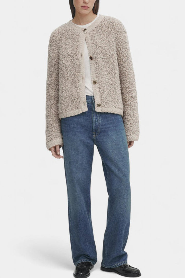 Cardigan Chenda Court en Texture Peluche