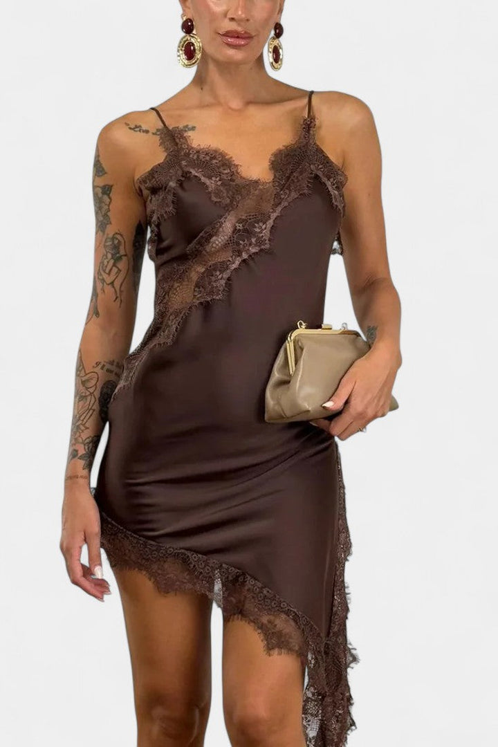 Kerry Mini Robe à Bretelles en Dentelle