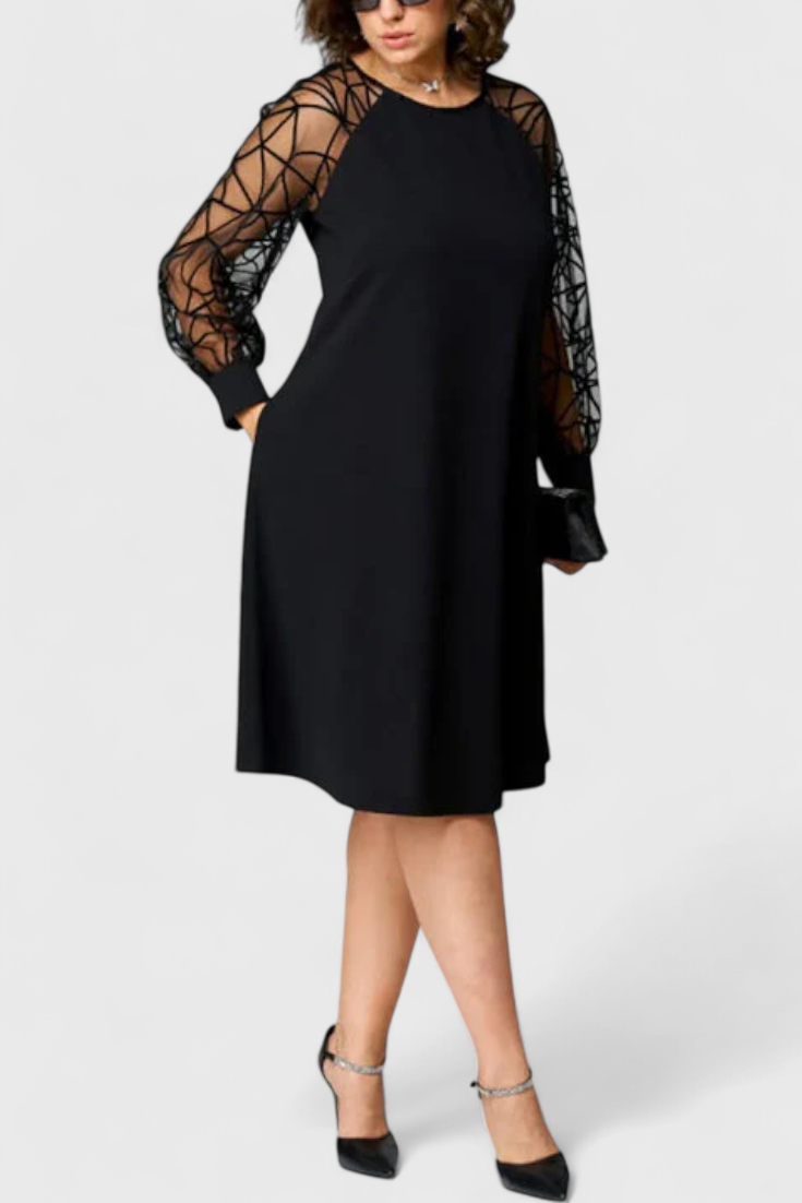 Robe Bellezza Noire avec Manches en Tulle et Coupe Ample