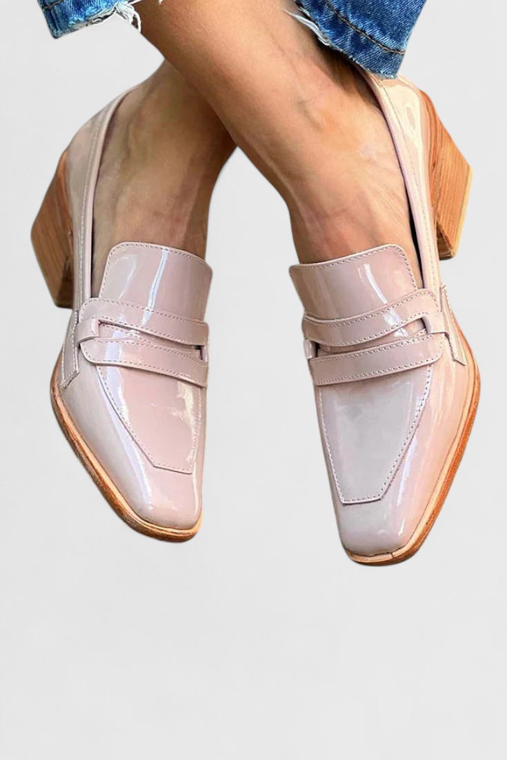 Mocassins en Vernis Rose avec Bout Carré et Talon Haut