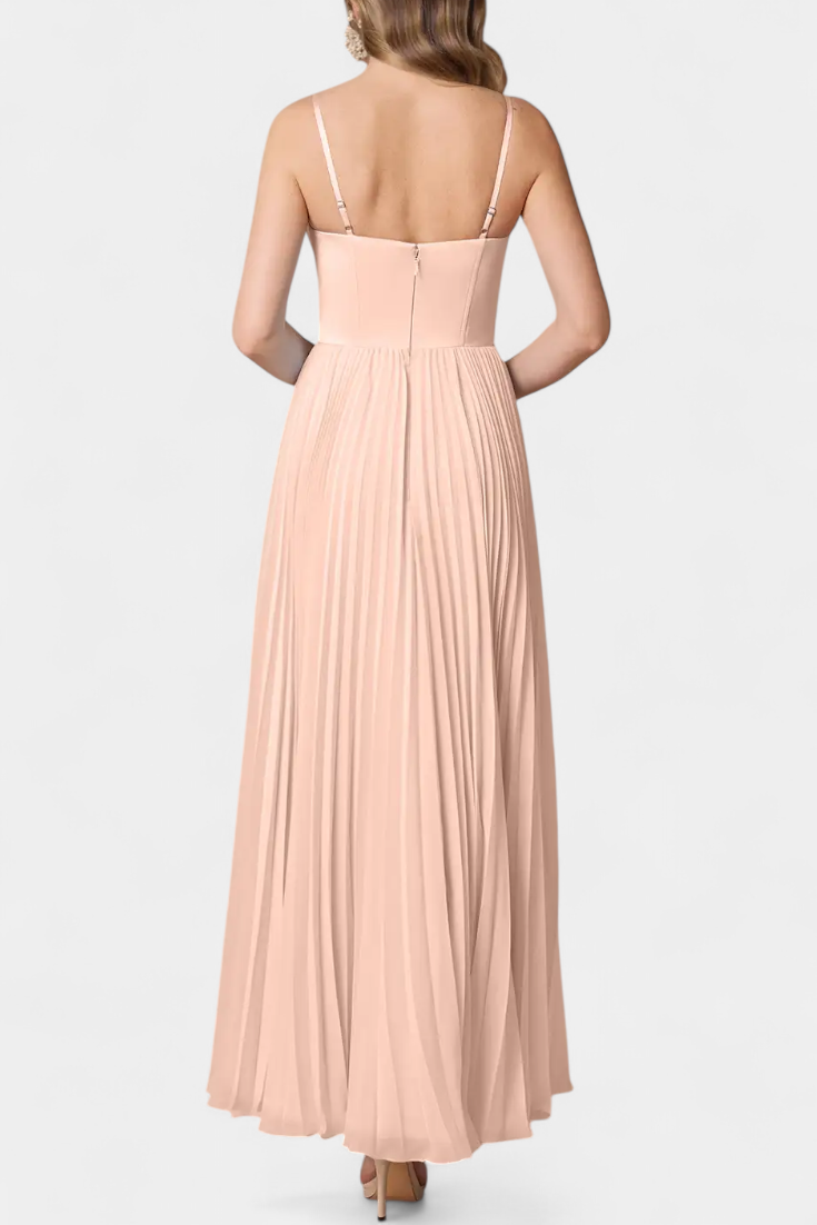 Ottilie Robe en Chiffon Plissé avec Corset Sculpté et Décolleté en Coeur