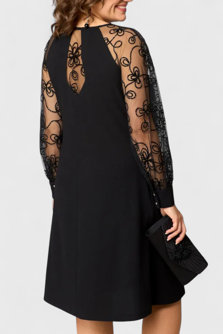 Robe en Dentelle Bellezza avec Manches Longues et Col Rond