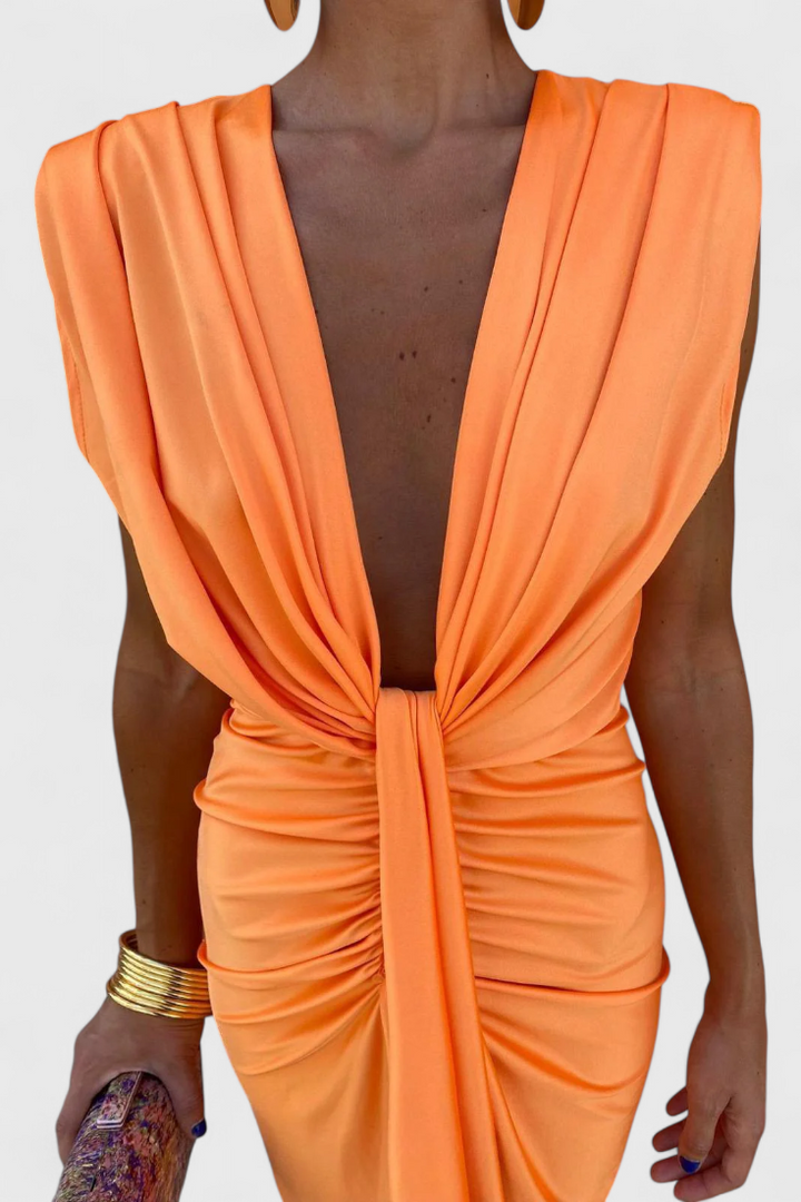 Robe Midi Froncée Lakisha avec Décolleté Profond