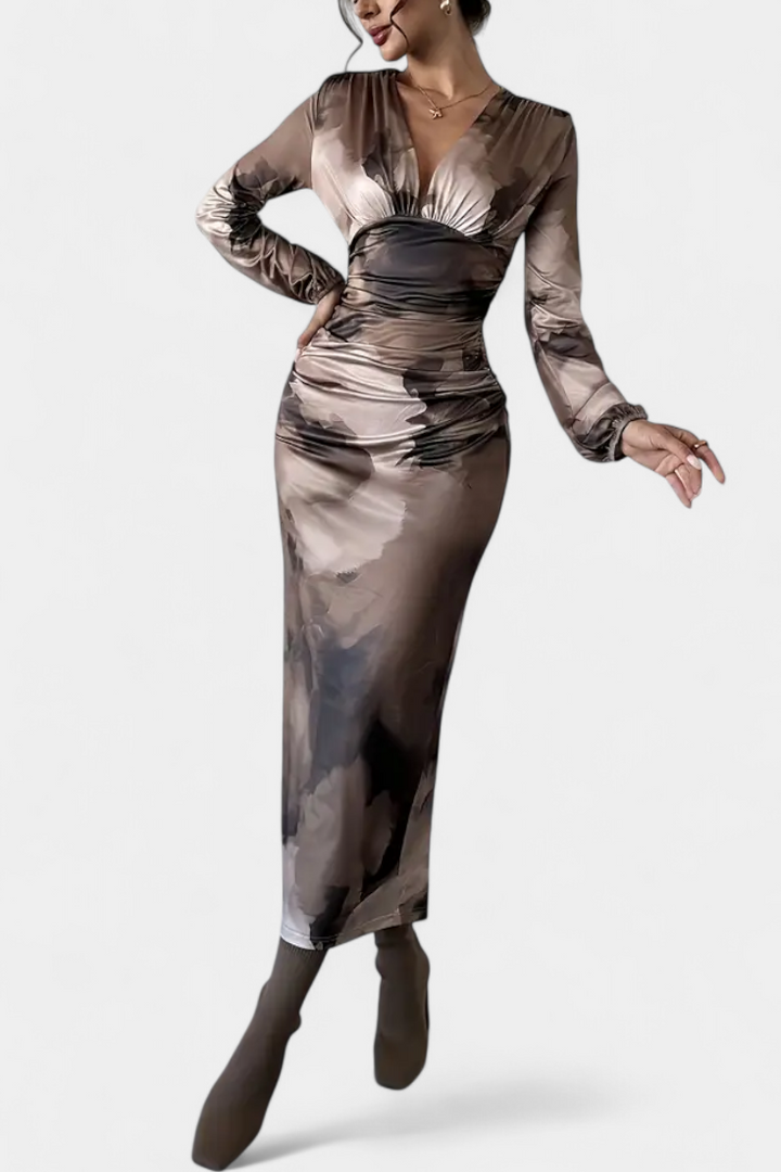 Ashlyn Robe Longue avec Imprimé Dégradé et Col en V