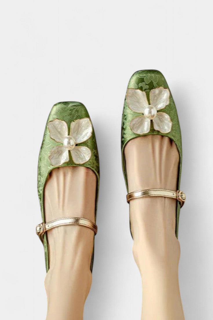 Eloise Élégantes Mary Janes avec Détail Floral