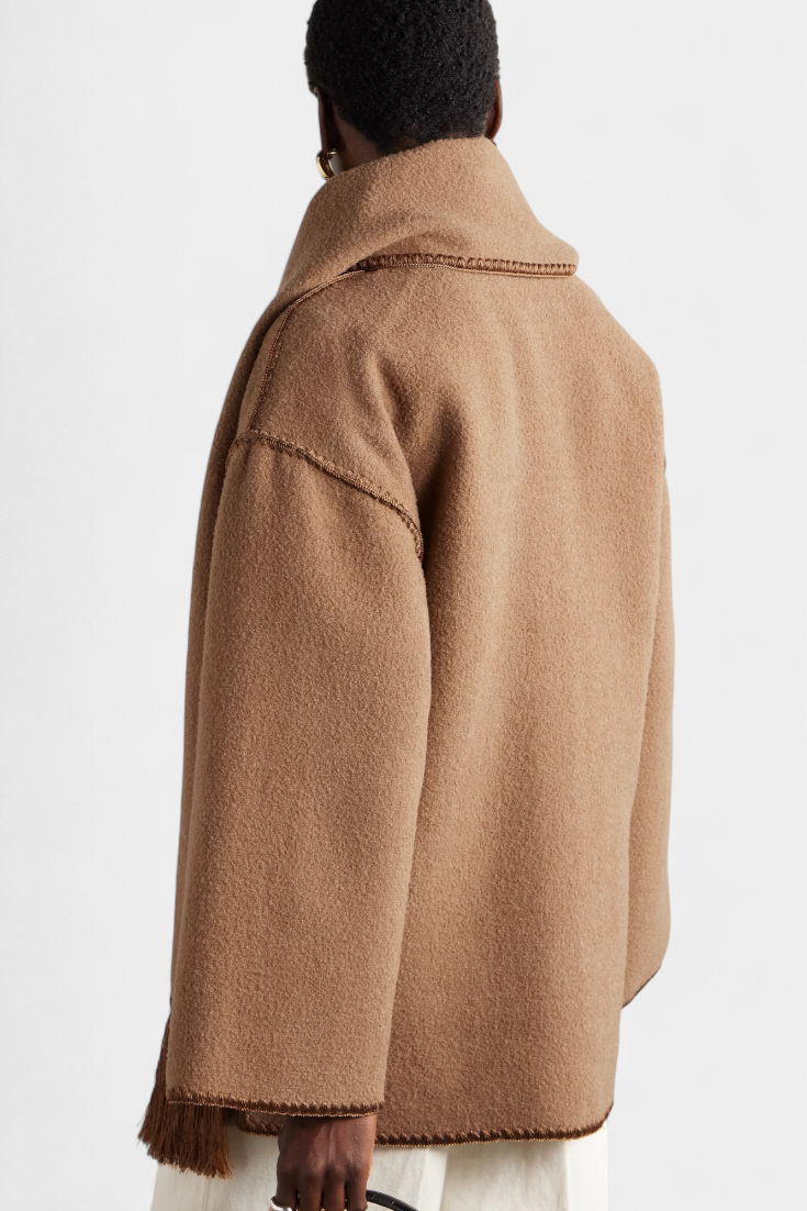 Manteau Pauline avec Écharpe à Franges Intégrée