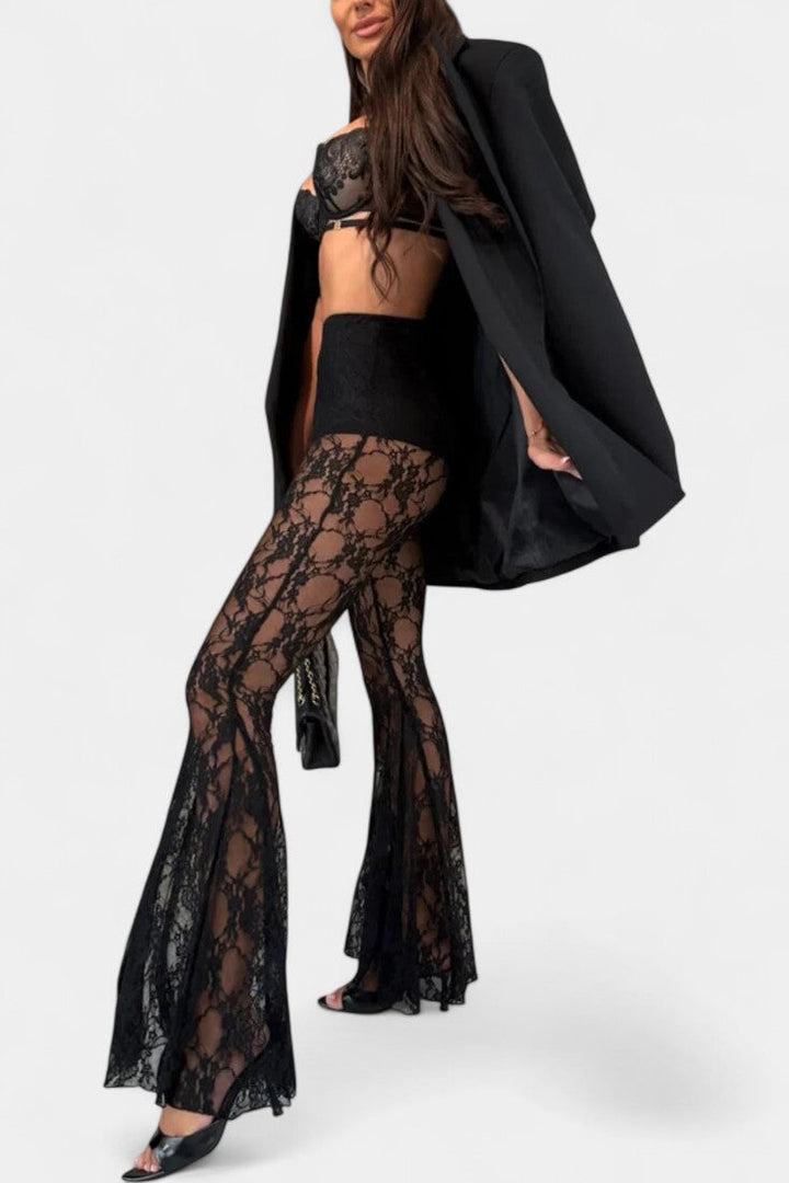 Demelza Ensemble de Blazer Oversized et Pantalons avec Dentelle Florale