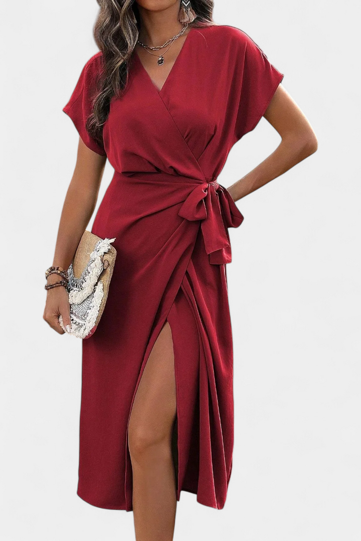 Robe Croisée Begoña avec Ceinture et Fente Subtile