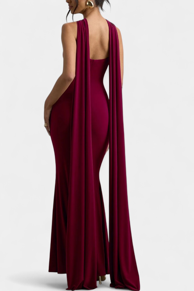Robe Maxi Faffienia avec Décolleté Halter et Découpe en Forme de Clé