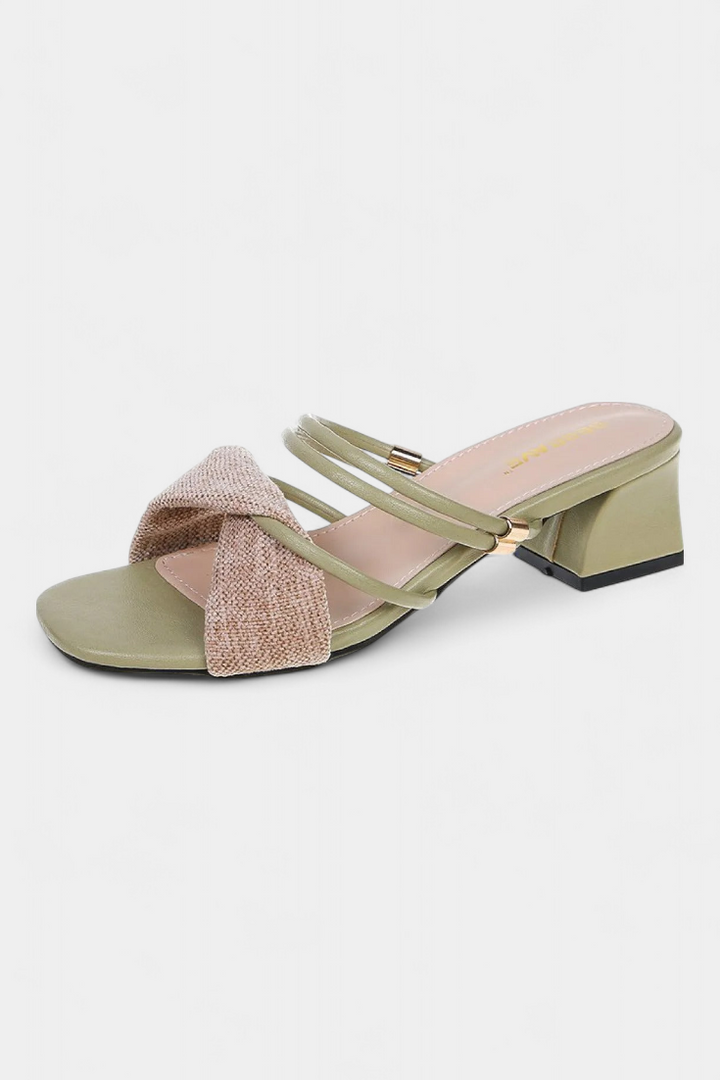 Cintia Sandales à Talons avec Fines Lanières de Style Minimaliste