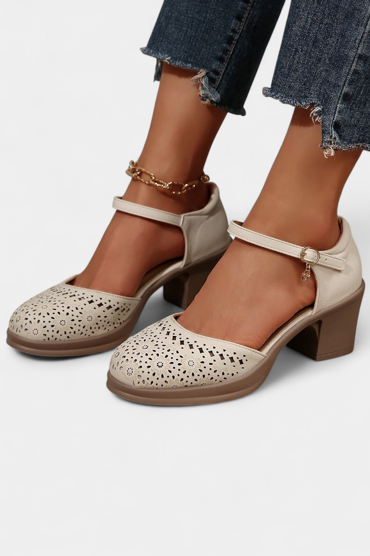 Bottines Cirila pour Femme en Cuir Synthétique avec Boucle Décorative