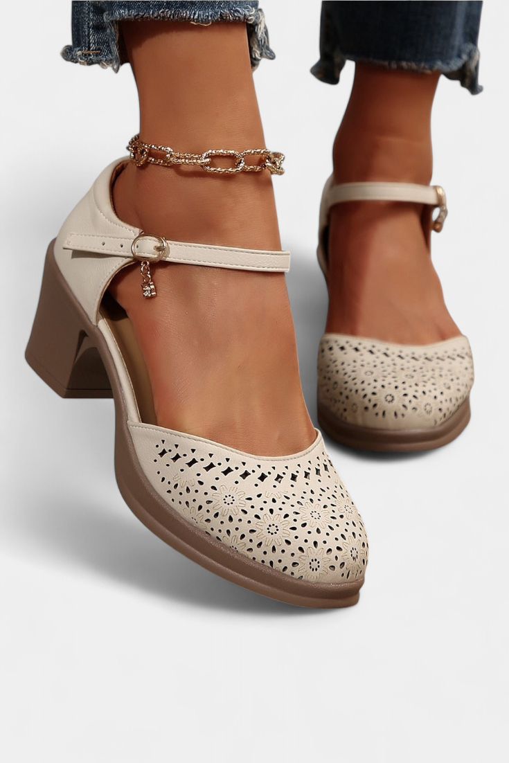 Bottines Cirila pour Femme en Cuir Synthétique avec Boucle Décorative