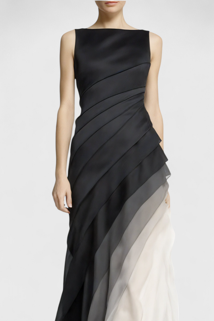 Robe Angela Dégradée en Couches avec Encolure Bateau et Silhouette Fluide
